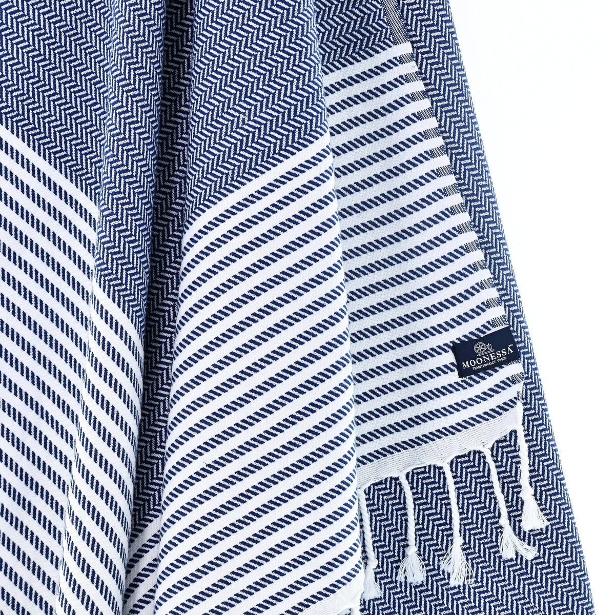 Turkish Towel, Beach Bath Towel, Moonessa Perth Series, Handwoven, Combed Natural Cotton, 400g, Navy, hanging close-up