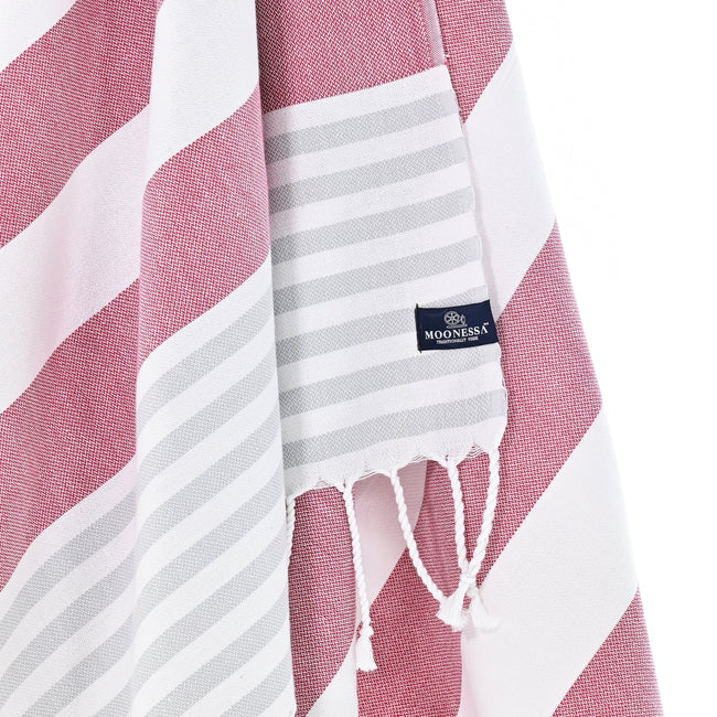 Turkish Towel, Beach Bath Towel, Moonessa Avalon Series, Handwoven, Combed Natural Cotton, 300g, Mauve-Grey, hanging close-up